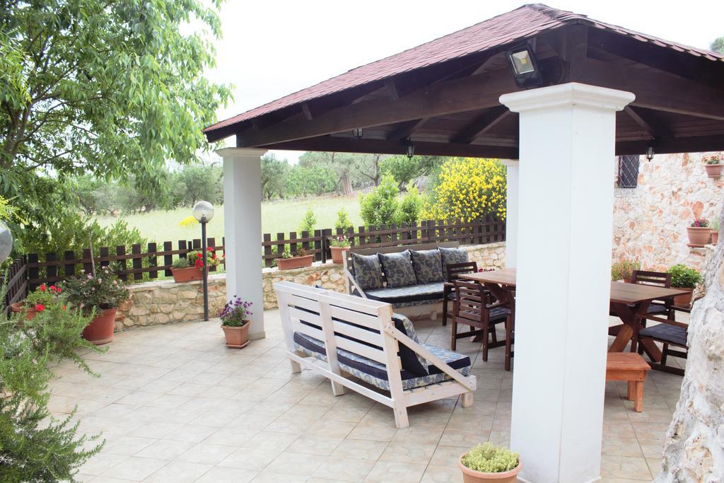 Trullo Grande Noce Villa ออสตูนี ภายนอก รูปภาพ
